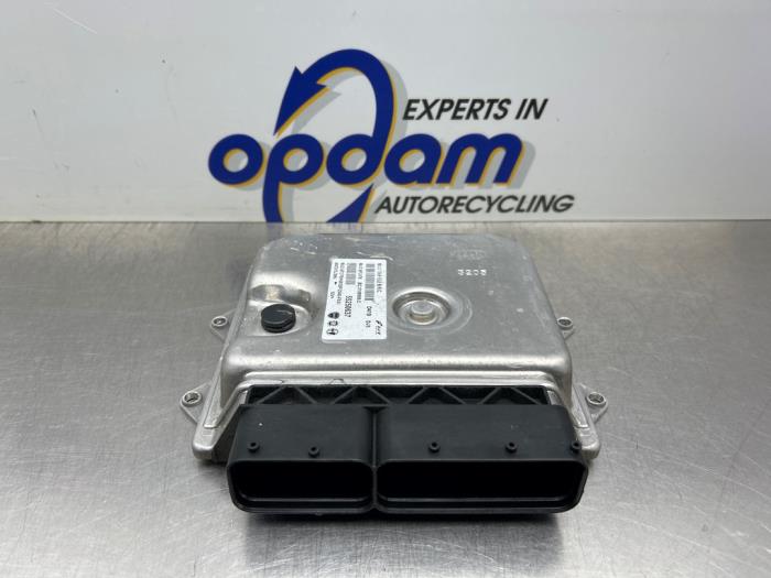 Gebruikte Computer Motormanagement Peugeot Bipper (AA) 1.3 HDI Prijs € 90,00 Margeregeling aangeboden door Gebr Opdam B.V.