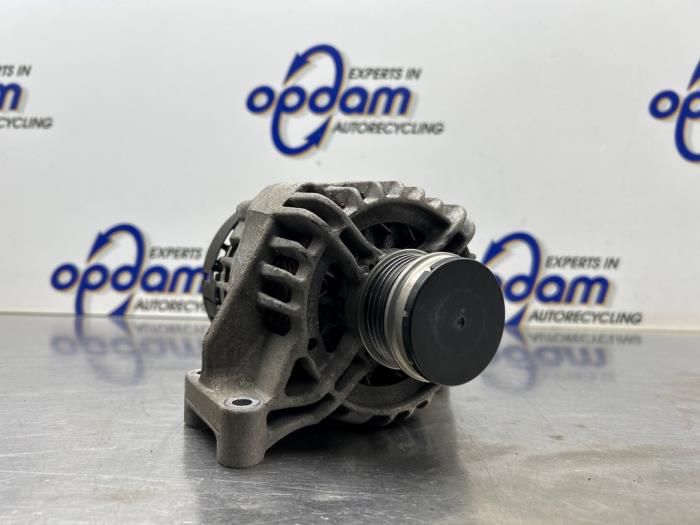 Gebruikte Alternator Fiat 500 (312) 0.9 TwinAir 80 Prijs € 90,00 Margeregeling aangeboden door Gebr Opdam B.V.
