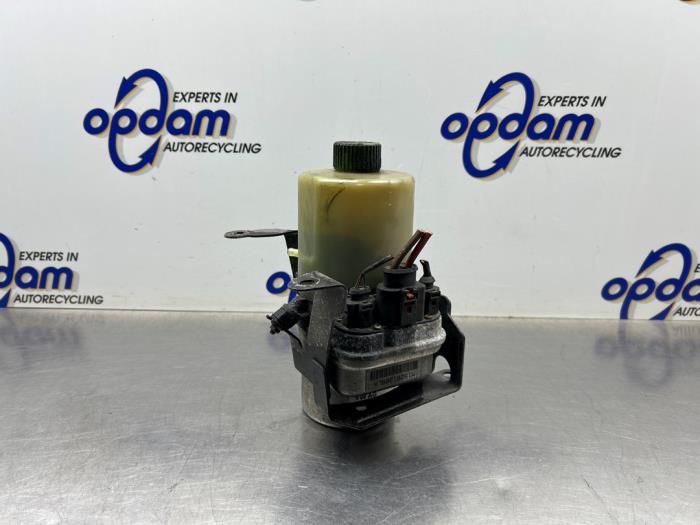 Gebruikte Servopomp Skoda Fabia II (5J) 1.2i 12V Prijs € 99,00 Margeregeling aangeboden door Gebr Opdam B.V.