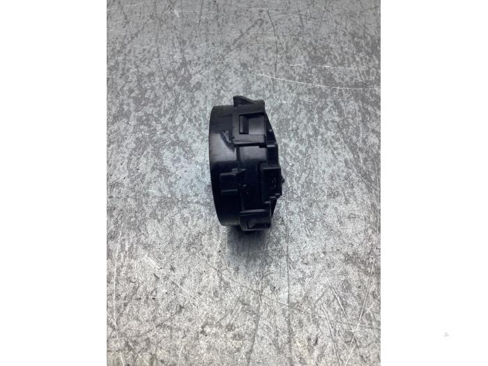 Gebruikte Regensensor Nissan Qashqai (J10) 1.6 16V Prijs € 20,00 Margeregeling aangeboden door Gebr Opdam B.V.