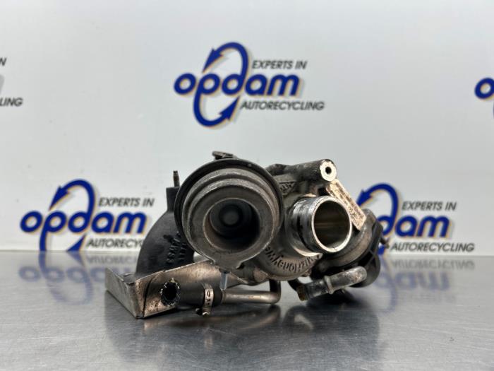 Gebruikte G-lader Opel Grandland (X) 1.2 Turbo 12V Prijs € 350,00 Margeregeling aangeboden door Gebr Opdam B.V.