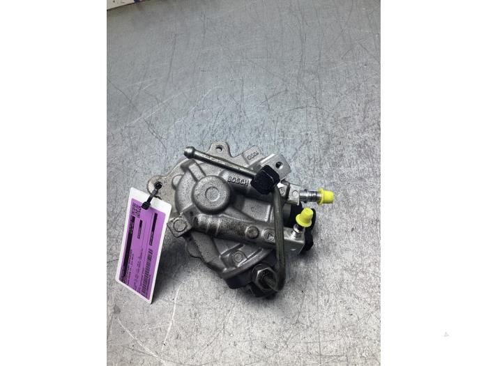 Gebruikte Brandstofpomp Mechanisch Ford Focus 3 1.5 TDCi Prijs € 175,00 Margeregeling aangeboden door Gebr Opdam B.V.