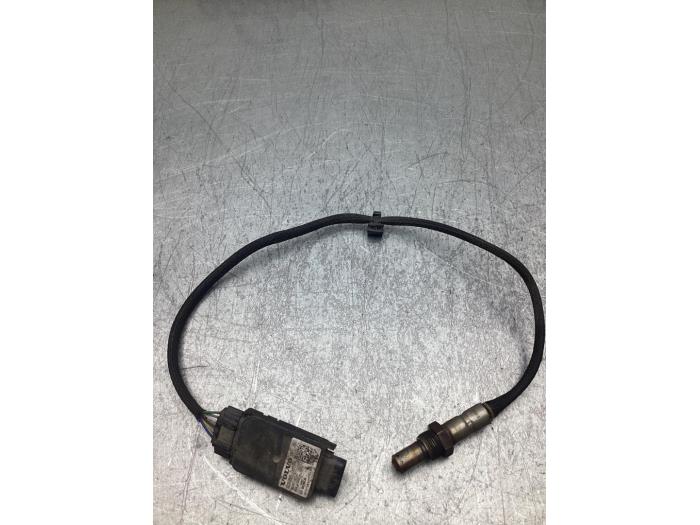 Gebruikte Lambda Sonde Volvo V60 II (ZW) 2.0 D3 16V Prijs € 125,00 Margeregeling aangeboden door Gebr Opdam B.V.