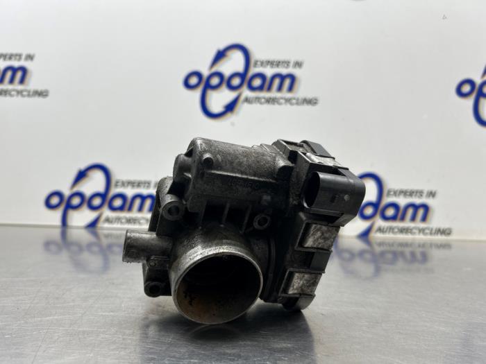 Gebruikte Gasklephuis Fiat Grande Punto (199) 1.2 Prijs € 40,00 Margeregeling aangeboden door Gebr Opdam B.V.