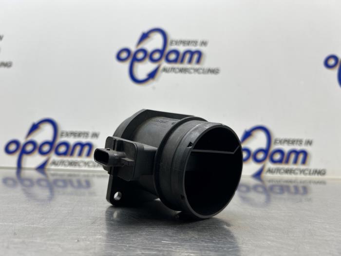 Gebruikte Luchtmassameter Volkswagen Polo V (6R) 1.2 TDI 12V BlueMotion Prijs € 35,00 Margeregeling aangeboden door Gebr Opdam B.V.