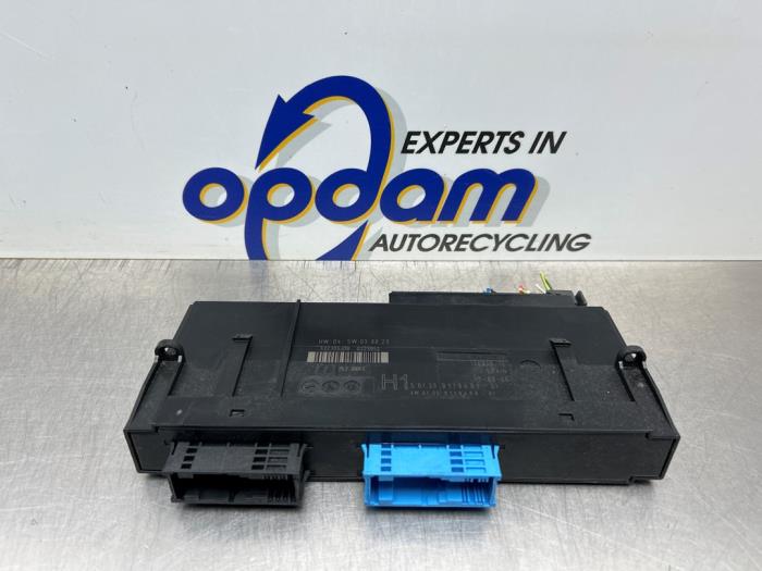 Gebruikte Module Bodycontrol BMW 3 serie (E90) 320Si 16V Prijs € 60,00 Margeregeling aangeboden door Gebr Opdam B.V.