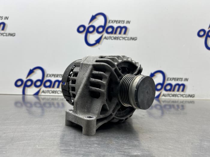 Gebruikte Dynamo Fiat Punto III (199) 0.9 TwinAir Turbo 100 Prijs € 90,00 Margeregeling aangeboden door Gebr Opdam B.V.