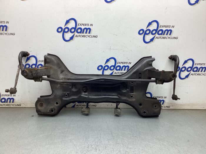 Gebruikte Subframe Volkswagen Polo V (6R) 1.2 TDI 12V BlueMotion Prijs € 75,00 Margeregeling aangeboden door Gebr Opdam B.V.
