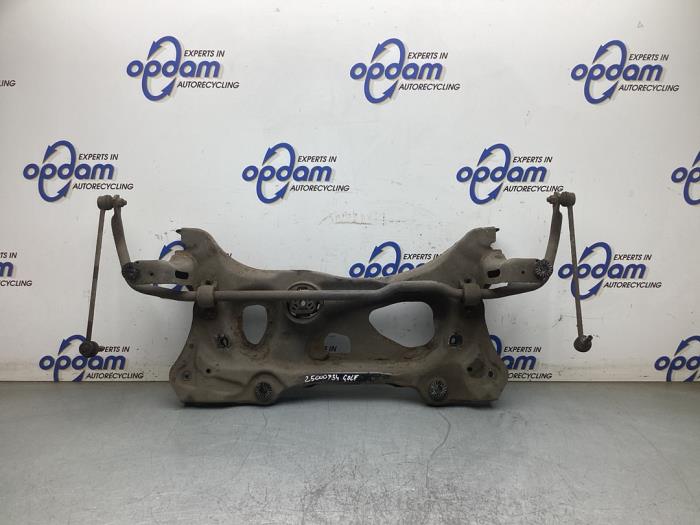 Gebruikte Subframe Volkswagen Golf VII (AUA) 1.2 TSI 16V Prijs € 125,00 Margeregeling aangeboden door Gebr Opdam B.V.