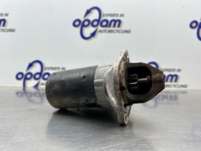 Gebruikte Startmotor Opel Corsa D 1.4 16V Twinport Prijs € 35,00 Margeregeling aangeboden door Gebr Opdam B.V.