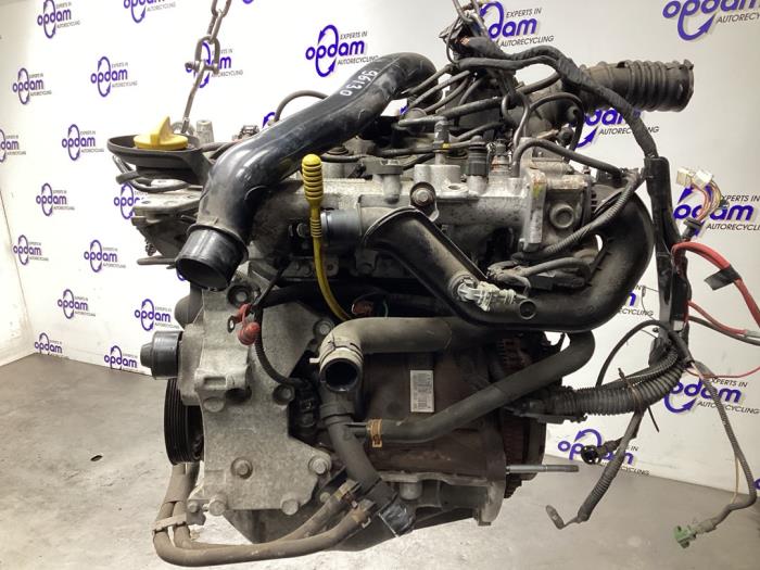 Motor Renault Clio III (BR/CR), 2005 / 2014 1.2 16V TCe 100, Hatchback, Benzine, 1.149cc, 74kW (101pk), FWD, D4F784; D4FH7, 2007-05 / 2014-12, BR1P; BR14; BRC4; BRCP; CR14; CR1P; CRC4; CRCP (Gebruikt)