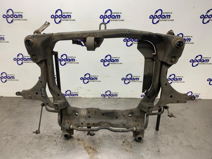 Gebruikte Subframe Hyundai i30 Crosswagon (WWH) 1.6 CVVT 16V Prijs € 125,00 Margeregeling aangeboden door Gebr Opdam B.V.