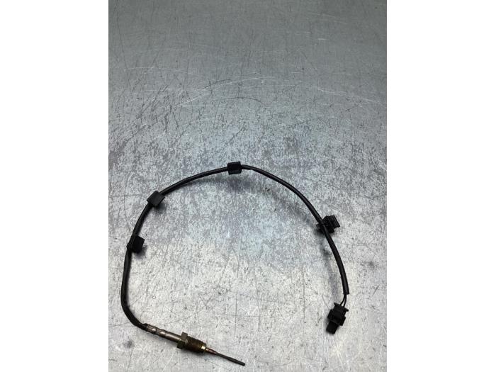 Gebruikte Uitlaat temperatuursensor BMW 5 serie (G30) 523d 2.0 TwinPower Turbo 16V Prijs € 40,00 Margeregeling aangeboden door Gebr Opdam B.V.
