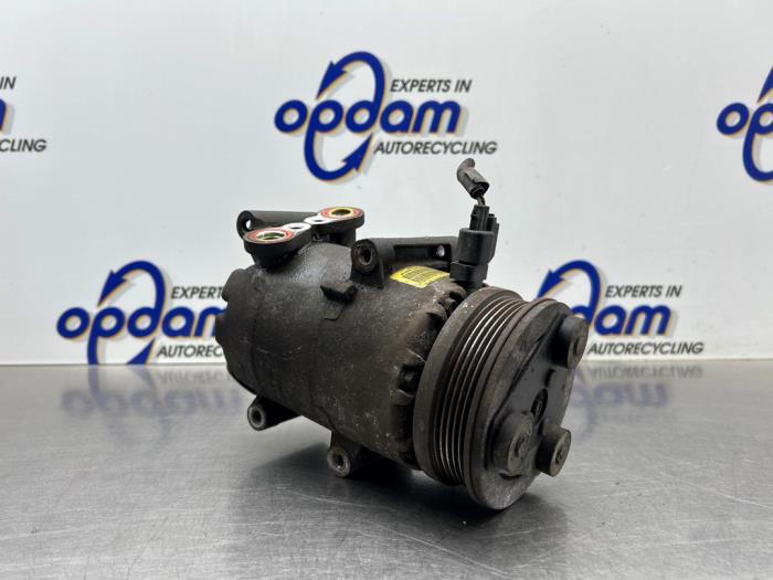 Gebruikte Pomp Airco Volvo V50 (MW) 1.8 16V Flexifuel Prijs € 124,00 Margeregeling aangeboden door Gebr Opdam B.V.