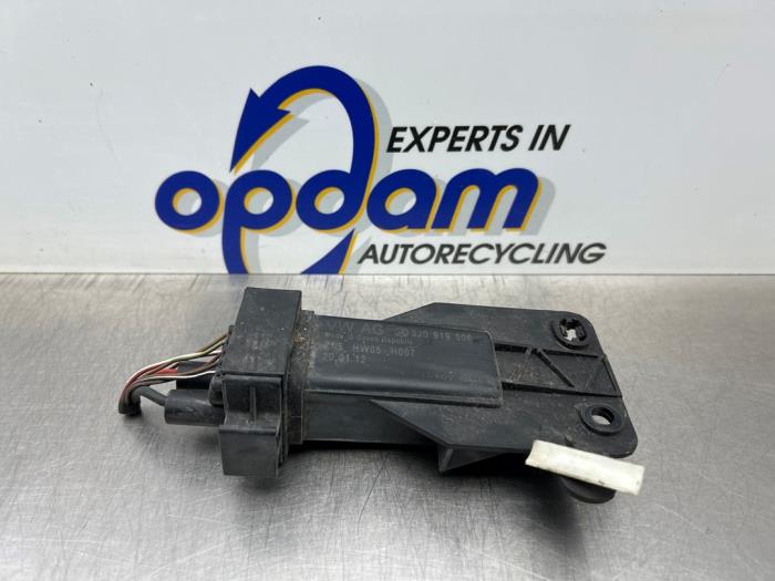 Gebruikte Computer Koeling Volkswagen Polo V (6R) 1.4 16V Prijs € 35,00 Margeregeling aangeboden door Gebr Opdam B.V.