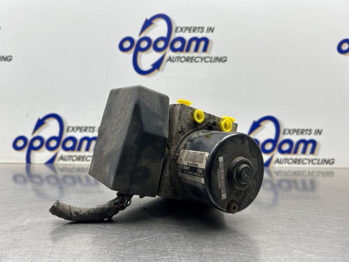Gebruikte ABS Pomp Citroen DS3 (SA) 1.6 e-HDi Prijs € 150,00 Margeregeling aangeboden door Gebr Opdam B.V.