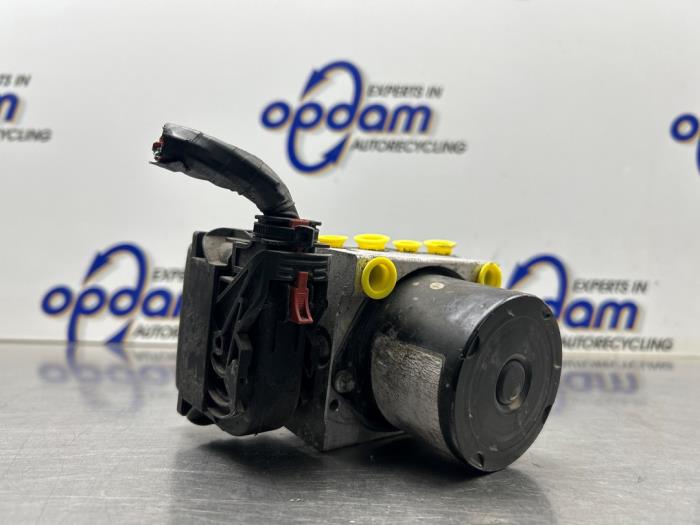 Gebruikte ABS Pomp Volkswagen Fox (5Z) 1.2 Prijs € 85,00 Margeregeling aangeboden door Gebr Opdam B.V.
