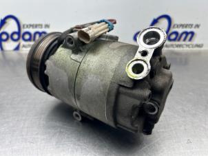 Aircopomp van een Opel Meriva (A) 1.8 16V 2008
