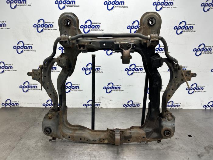 Gebruikte Subframe Hyundai Tucson (JM) 2.0 16V CVVT 4x2 Prijs € 150,00 Margeregeling aangeboden door Gebr Opdam B.V.