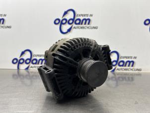 Alternator van een Mercedes-Benz Sprinter 3t (906.61) 211 CDI 16V 2007