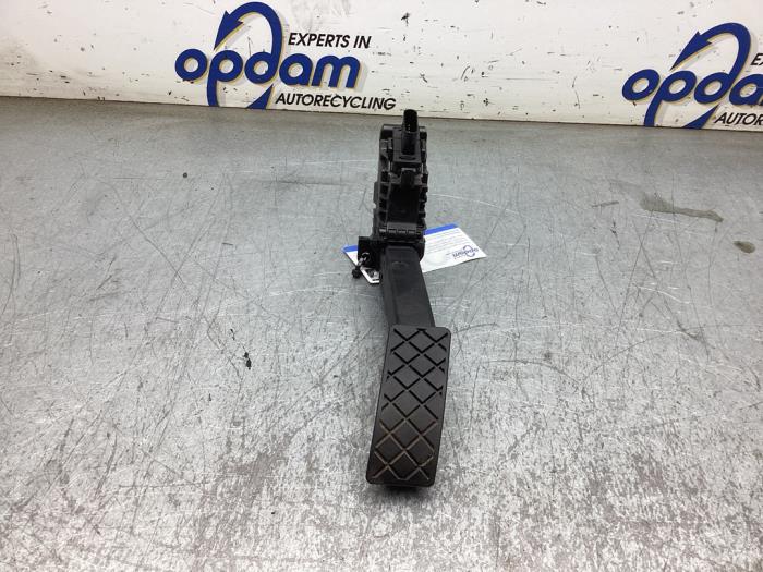 Gebruikte Gaspedaalpositie Sensor Audi Q4 (F4B) 45 e-tron quattro 82 kWh Prijs € 35,00 Margeregeling aangeboden door Gebr Opdam B.V.
