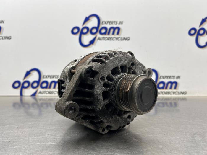 Gebruikte Dynamo Opel Antara (LA6) 2.0 CDTI 16V 4x4 Prijs € 90,00 Margeregeling aangeboden door Gebr Opdam B.V.