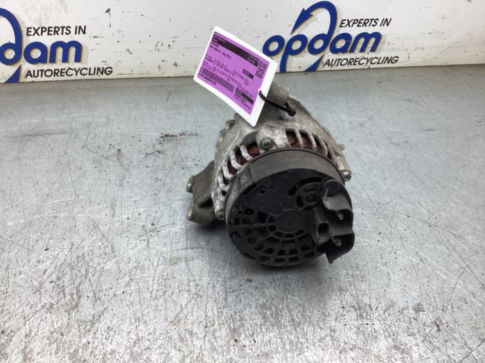 Gebruikte Alternator Fiat 500 (312) 0.9 TwinAir 85 Prijs € 50,00 Margeregeling aangeboden door Gebr Opdam B.V.