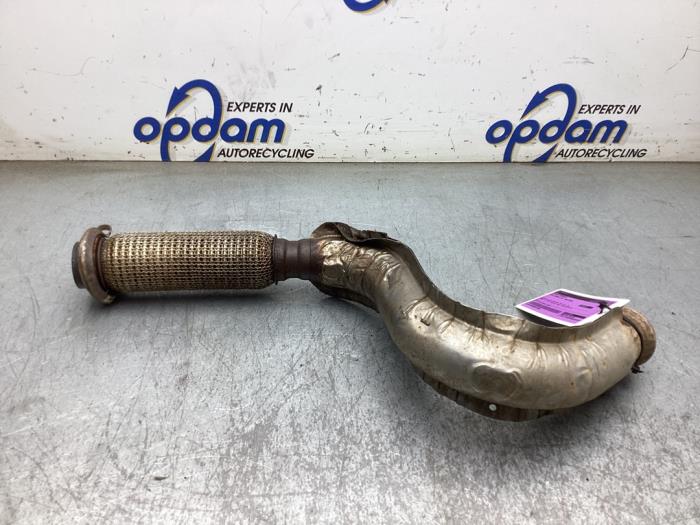 Gebruikte Uitlaat voorpijp Opel Corsa F (UB/UH/UP) 1.2 12V 75 Prijs € 30,00 Margeregeling aangeboden door Gebr Opdam B.V.