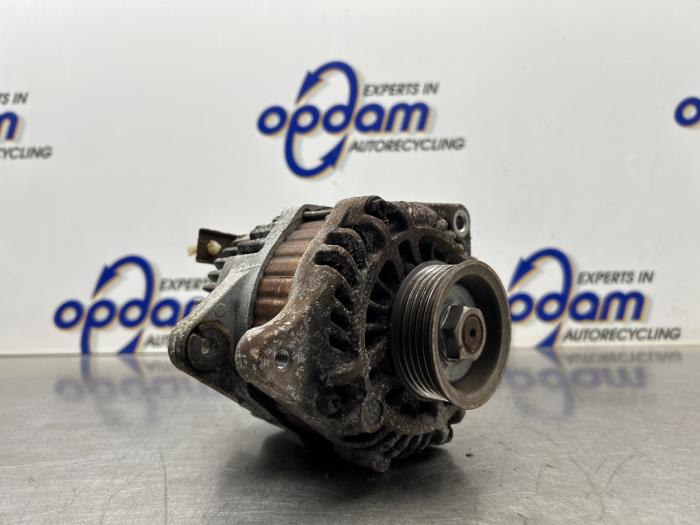 Gebruikte Dynamo Honda Jazz (GE6/GE8/GG/GP) 1.2 VTEC 16V Prijs € 50,00 Margeregeling aangeboden door Gebr Opdam B.V.