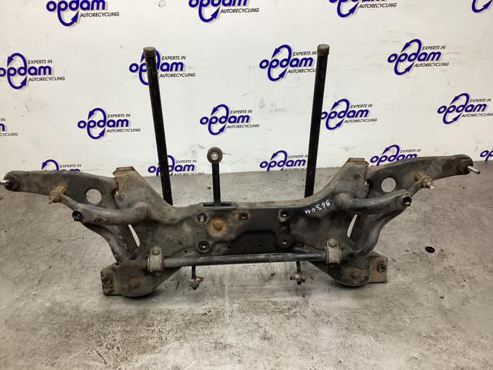 Gebruikte Subframe Mitsubishi Colt (Z2/Z3) 1.3 16V Prijs € 250,00 Margeregeling aangeboden door Gebr Opdam B.V.