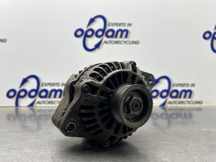 Gebruikte Dynamo Suzuki SX4 (EY/GY) 1.6 16V 4x2 Prijs € 60,00 Margeregeling aangeboden door Gebr Opdam B.V.