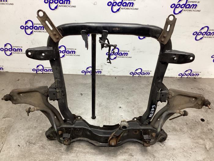 Gebruikte Subframe Opel Meriva (A) 1.8 16V Prijs € 125,00 Margeregeling aangeboden door Gebr Opdam B.V.