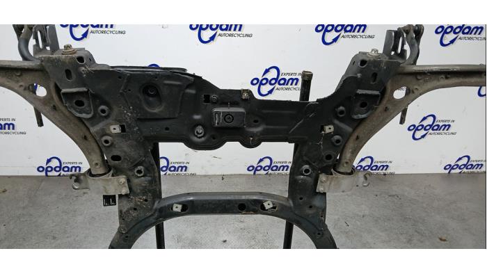 Subframe van een Mercedes-Benz A (W176) 1.5 A-180 CDI, A-180d 16V 2014