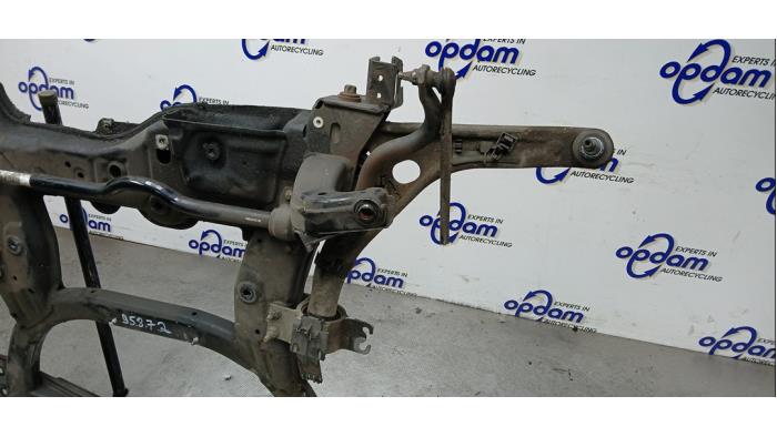 Subframe van een Mercedes-Benz A (W176) 1.5 A-180 CDI, A-180d 16V 2014