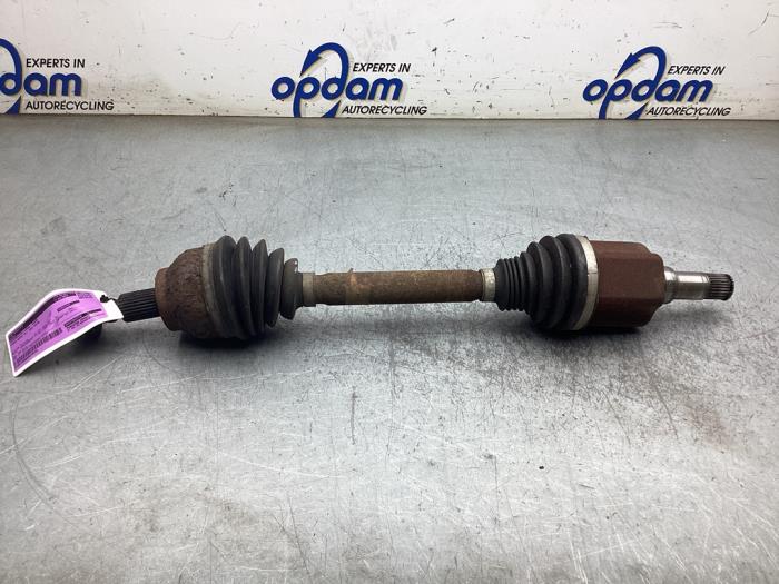 Gebruikte Aandrijfas links-voor Ford Kuga II (DM2) 1.5 EcoBoost 16V 150 Prijs € 175,00 Margeregeling aangeboden door Gebr Opdam B.V.