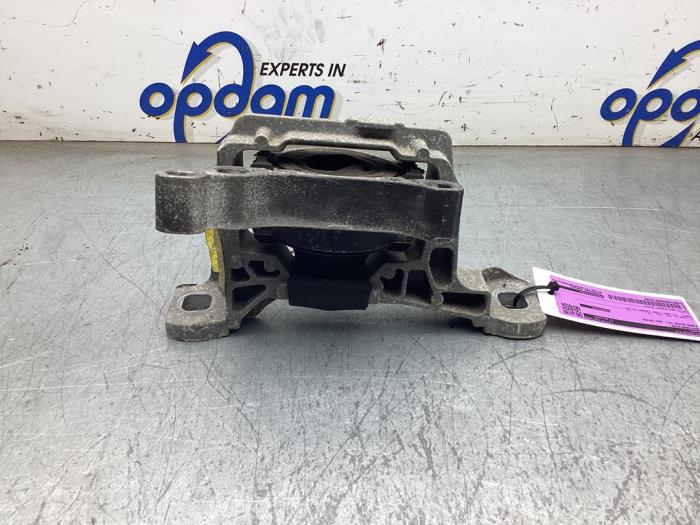 Gebruikte Motorrubber Ford Kuga II (DM2) 1.5 EcoBoost 16V 150 Prijs € 35,00 Margeregeling aangeboden door Gebr Opdam B.V.