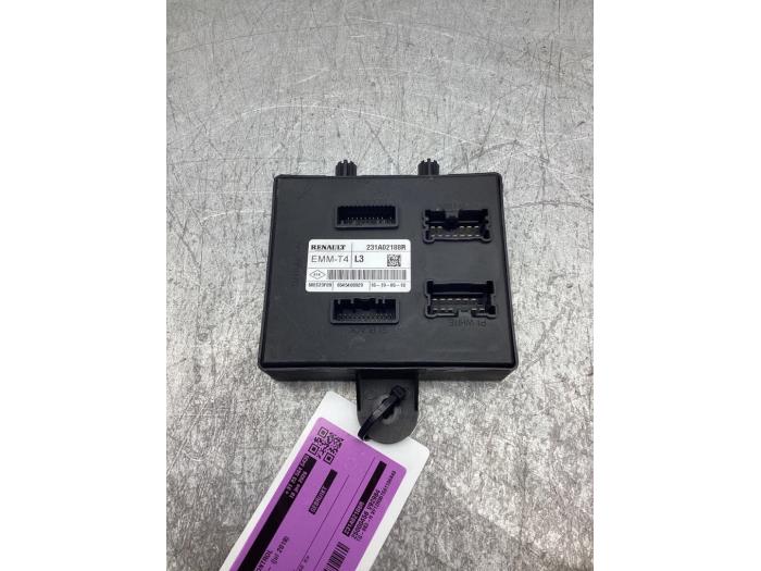 Computer Body Control Renault Captur I (2R), 2013 0.9 Energy TCE 12V, SUV, Benzine, 898cc, 66kW (90pk), FWD, H4B408; H4BB4, 2015-03, 2R04; 2R05; 2RA1; 2RA4; 2RA5; 2RB1; 2RD1; 2RE1 (Gebruikt)