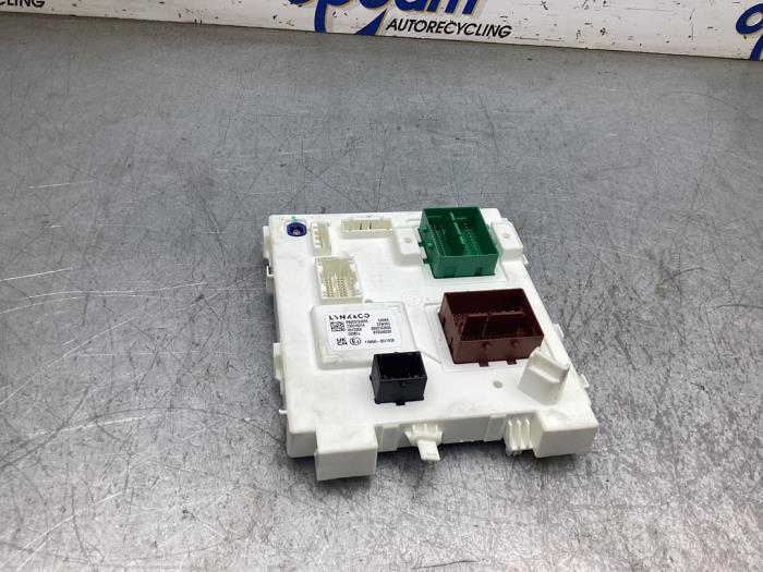 Gebruikte Module Bodycontrol Lynk &amp; Co 01 1.5 PHEV Prijs € 110,00 Margeregeling aangeboden door Gebr Opdam B.V.