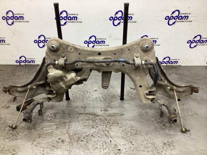 Gebruikte Subframe Renault Kangoo Express (FW) 1.5 dCi 75 FAP Prijs € 125,00 Margeregeling aangeboden door Gebr Opdam B.V.