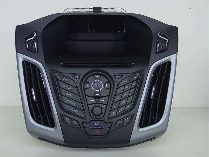 Radio CD Speler van een Ford Focus 3 Wagon 1.6 Ti-VCT 16V 125 2011
