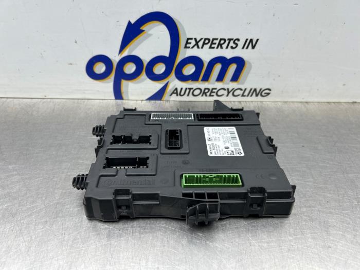 Gebruikte Module Bodycontrol Renault Kadjar (RFEH) 1.2 Energy TCE 130 Prijs € 100,00 Margeregeling aangeboden door Gebr Opdam B.V.