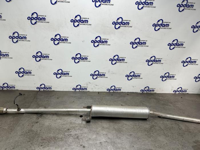 Gebruikte Uitlaat Middendemper Opel Corsa C (F08/68) 1.2 16V Prijs € 50,00 Margeregeling aangeboden door Gebr Opdam B.V.