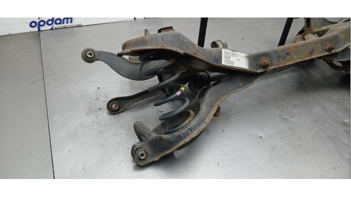 Subframe van een Volvo V40 (MV) 1.6 D2 2013