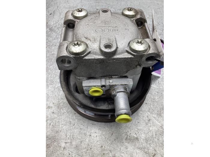 Gebruikte Pomp Servo Volvo XC60 I (DZ) 2.0 T5 16V Prijs € 100,00 Margeregeling aangeboden door Gebr Opdam B.V.