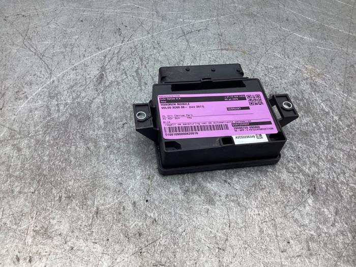 Gebruikte Computer Handrem Volvo XC60 I (DZ) 2.0 T5 16V Prijs € 25,00 Margeregeling aangeboden door Gebr Opdam B.V.