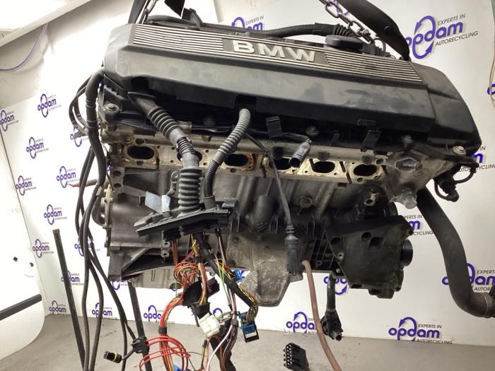 Gebruikte Motor BMW 5 serie (E39) 530i 24V Prijs € 1.100,00 Margeregeling aangeboden door Gebr Opdam B.V.