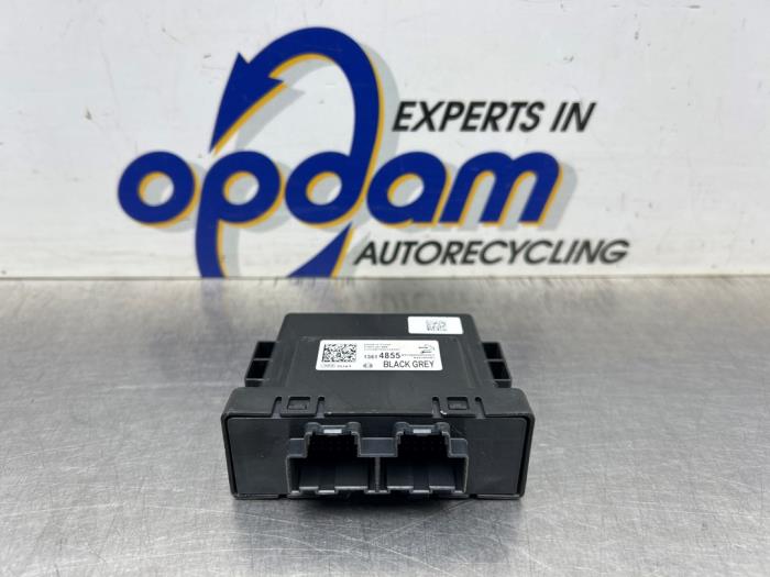 Gebruikte Gateway module Opel Astra K Sports Tourer 1.0 Turbo 12V Prijs € 25,00 Margeregeling aangeboden door Gebr Opdam B.V.