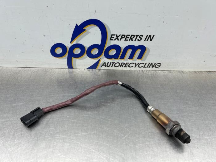Gebruikte Lambda Sonde Renault Captur I (2R) 1.2 TCE 16V EDC Prijs € 40,00 Margeregeling aangeboden door Gebr Opdam B.V.