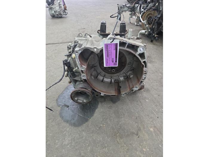 Gebruikte Automaatbak Volkswagen Polo IV (9N1/2/3) 1.4 16V 75 Prijs € 400,00 Margeregeling aangeboden door Gebr Opdam B.V.