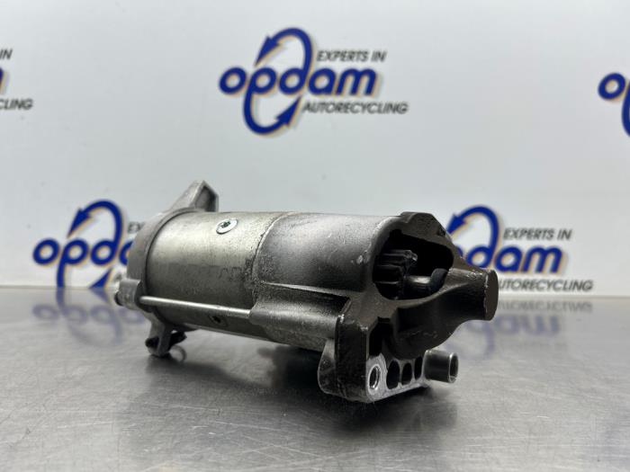 Gebruikte Startmotor Volvo V40 (MV) 2.0 D2 16V Prijs € 60,00 Margeregeling aangeboden door Gebr Opdam B.V.